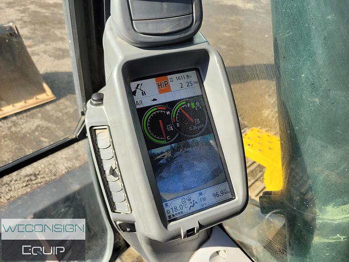 Used 2022 John Deere 135G Excavator