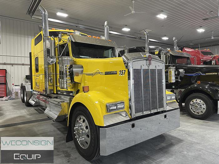 Used 2019 Kenworth W900L Sleeper Tandem Yellow