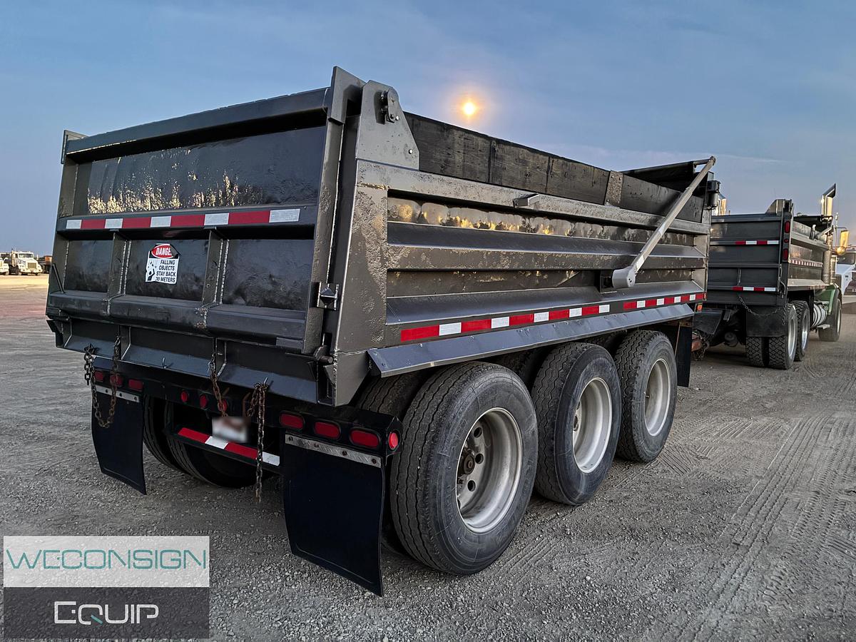 Used 2005 Kenworth T800B Dump Truck
