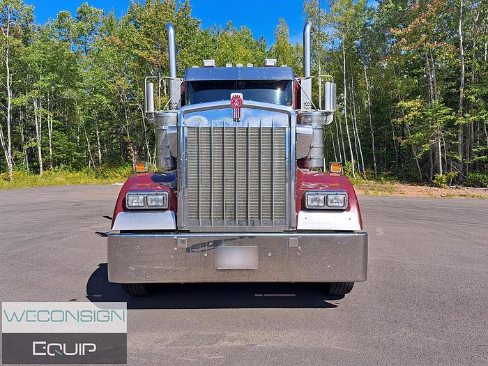 Used 2017 Kenworth W900L