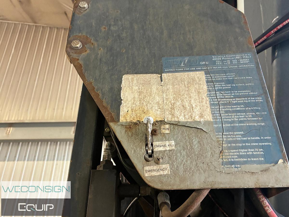 Used 2007 Freightliner FLD120SD 35 Ton Knuckle Boom Truck