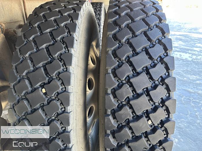 Used 2014 Freightliner Coronado 122SD - #02034