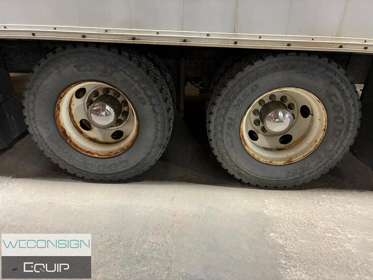 Used 2015 Kenworth T370 Van Truck