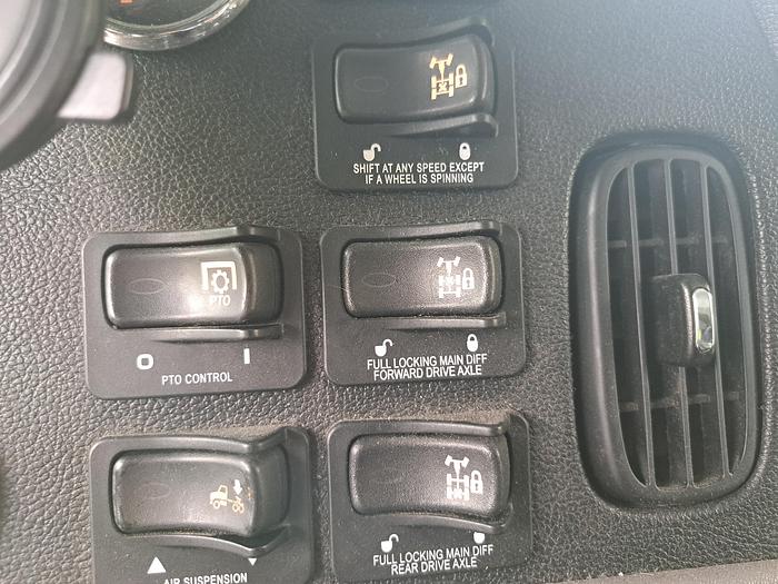 Used 2020 Peterbilt 389 With SUPER 40s HWY Truck Tractor (01665)