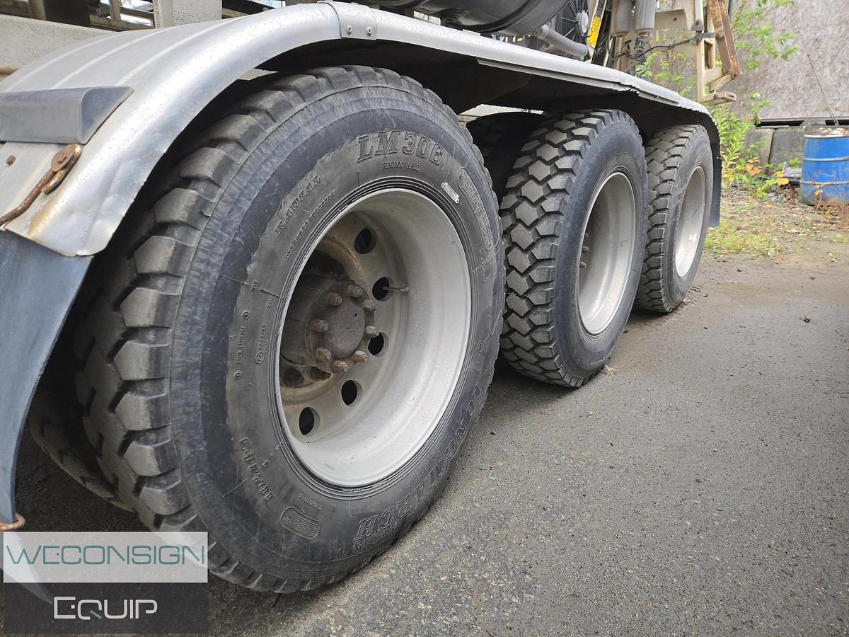 Used 2008 Kenworth T800 Tri Drive Stone Slinger