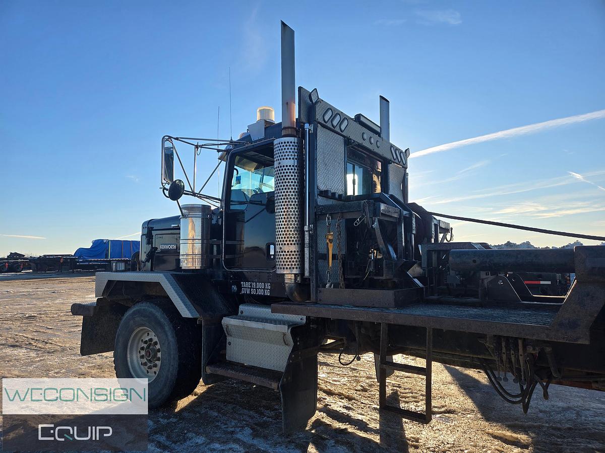 Used 2006 Kenworth C500B Bed Truck