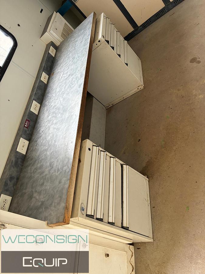 Used 2007 Wells Cargo Enclosed Doghouse Trailer