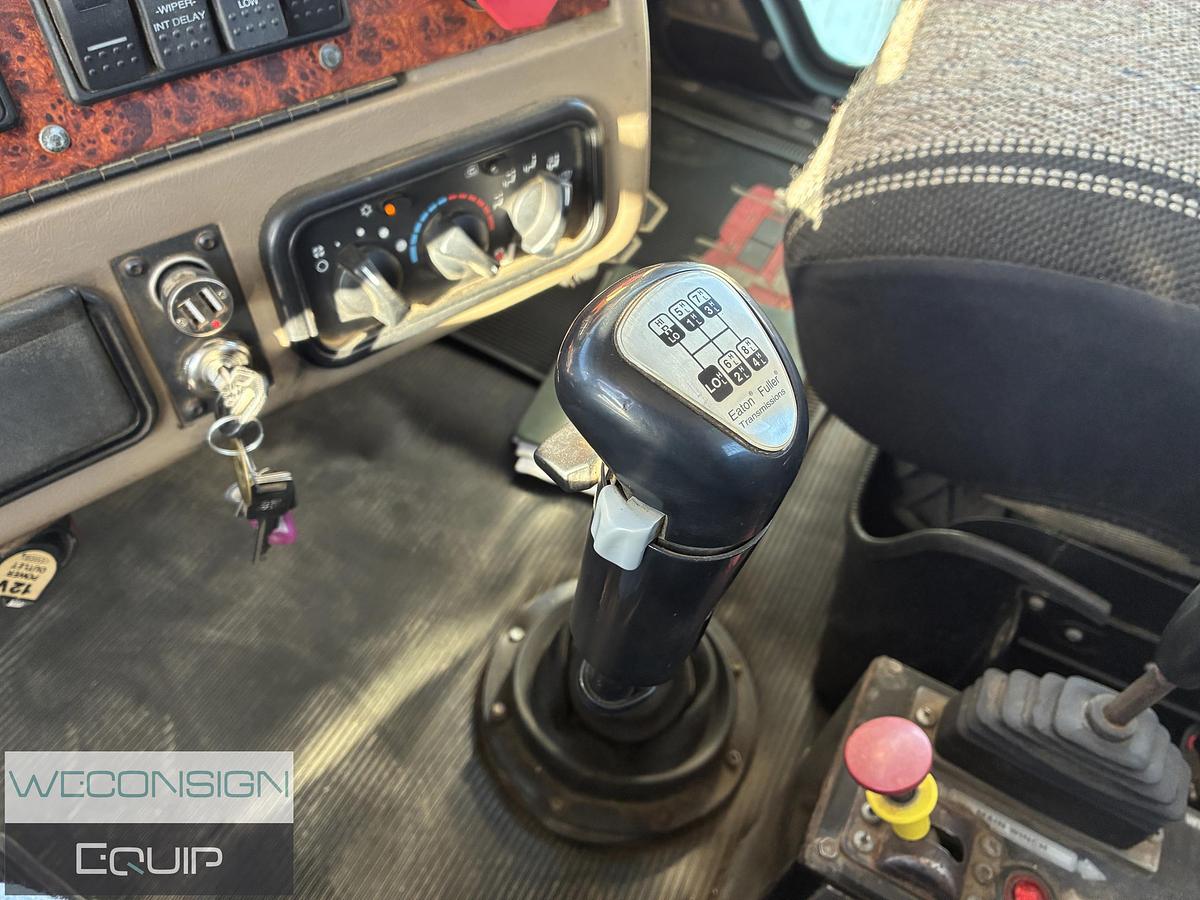 Used 2006 Western Star 4900 Winch Truck