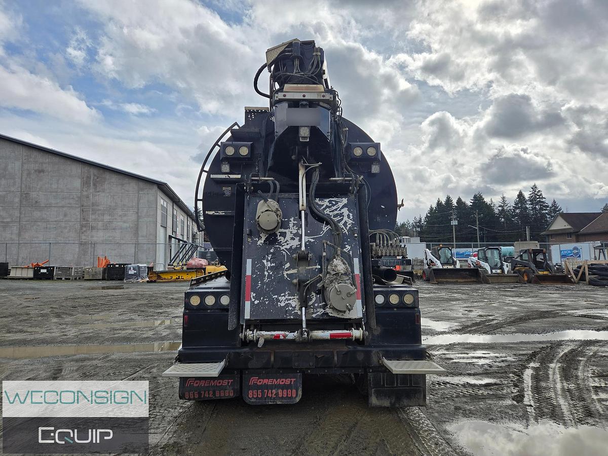 Used 2020 Peterbilt 567 Hydro Excavator Truck