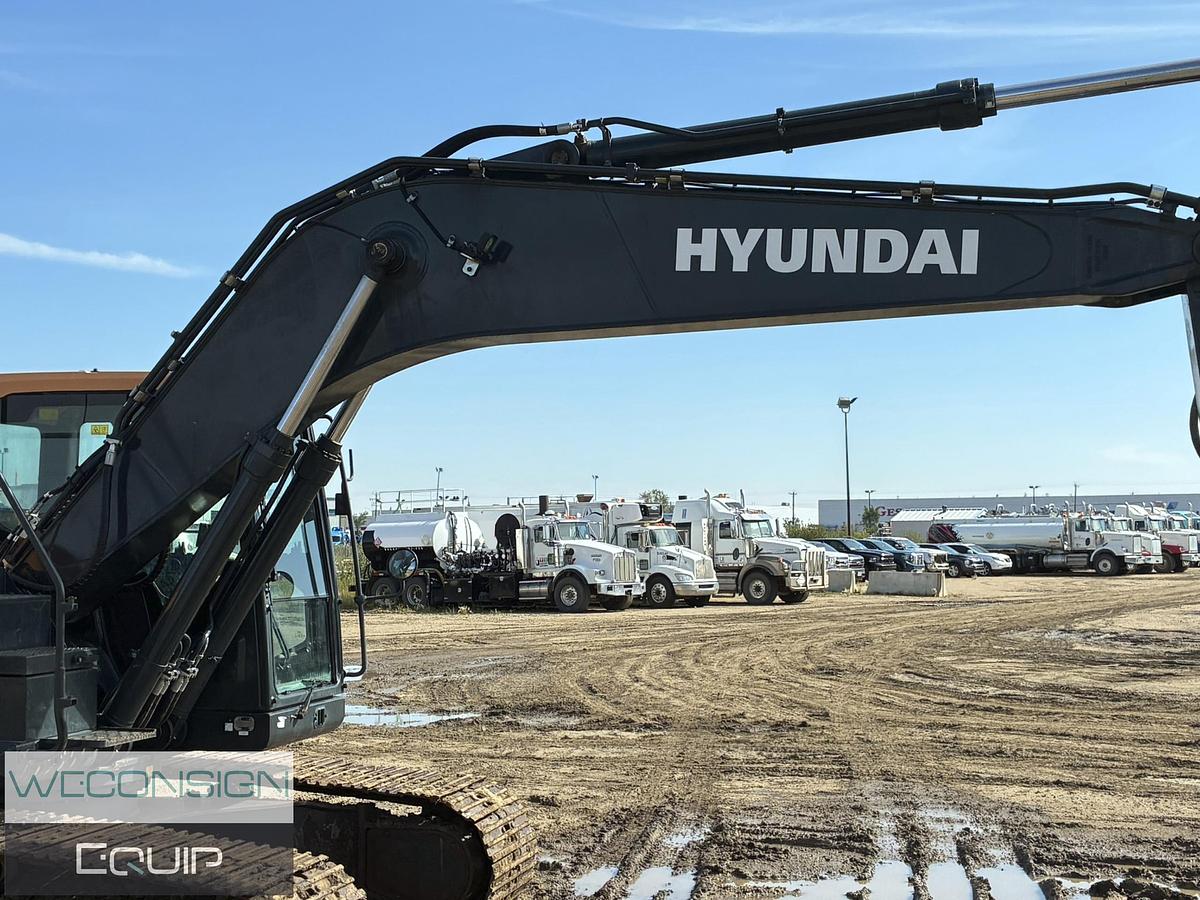 Used Hyundai HX210AL Excavator