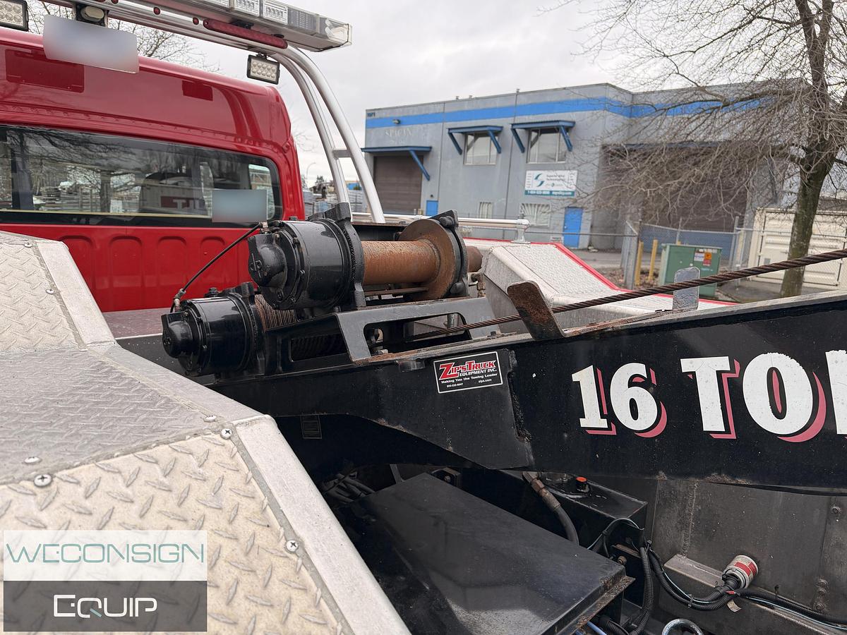 Used 2014 Freightliner M2106 Tow Truck/ Wrecker Truck