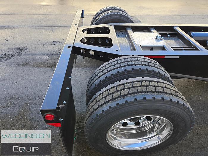 2025 Pacesetter Single Axle 3.78M Fish Mouth Booster