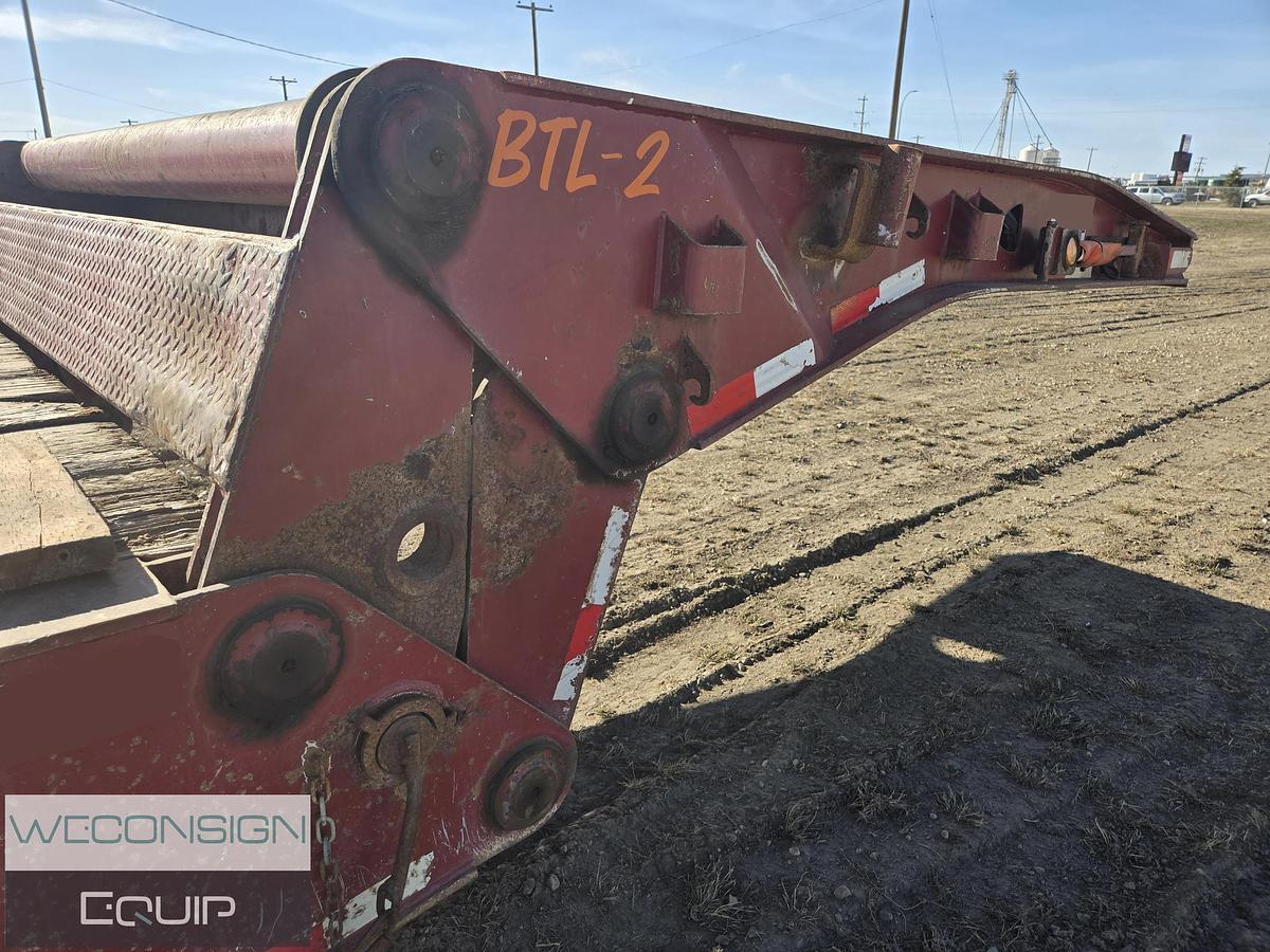 Used 2006 Doepker 40 Ton Scissorneck Trailer