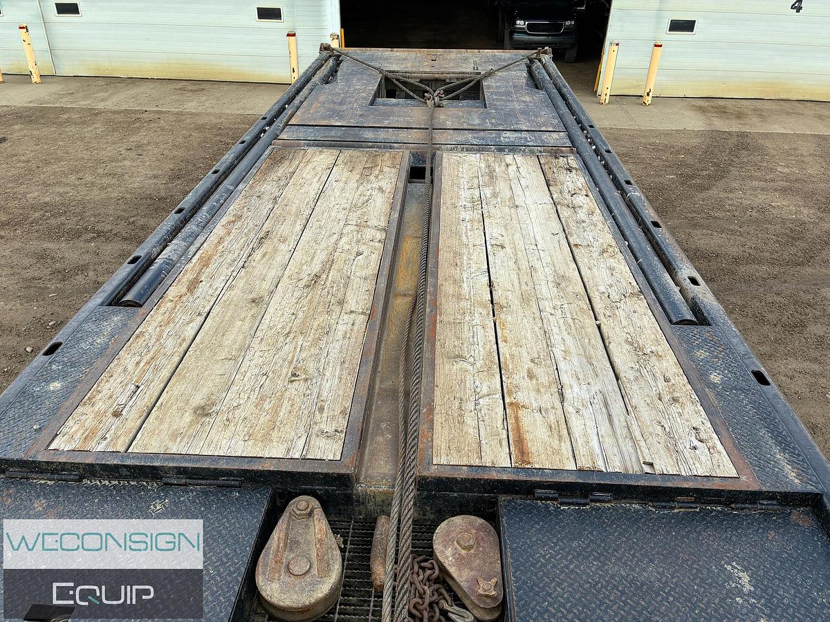 Used 2007 Western Star 6900XD 8x8 Bed Truck