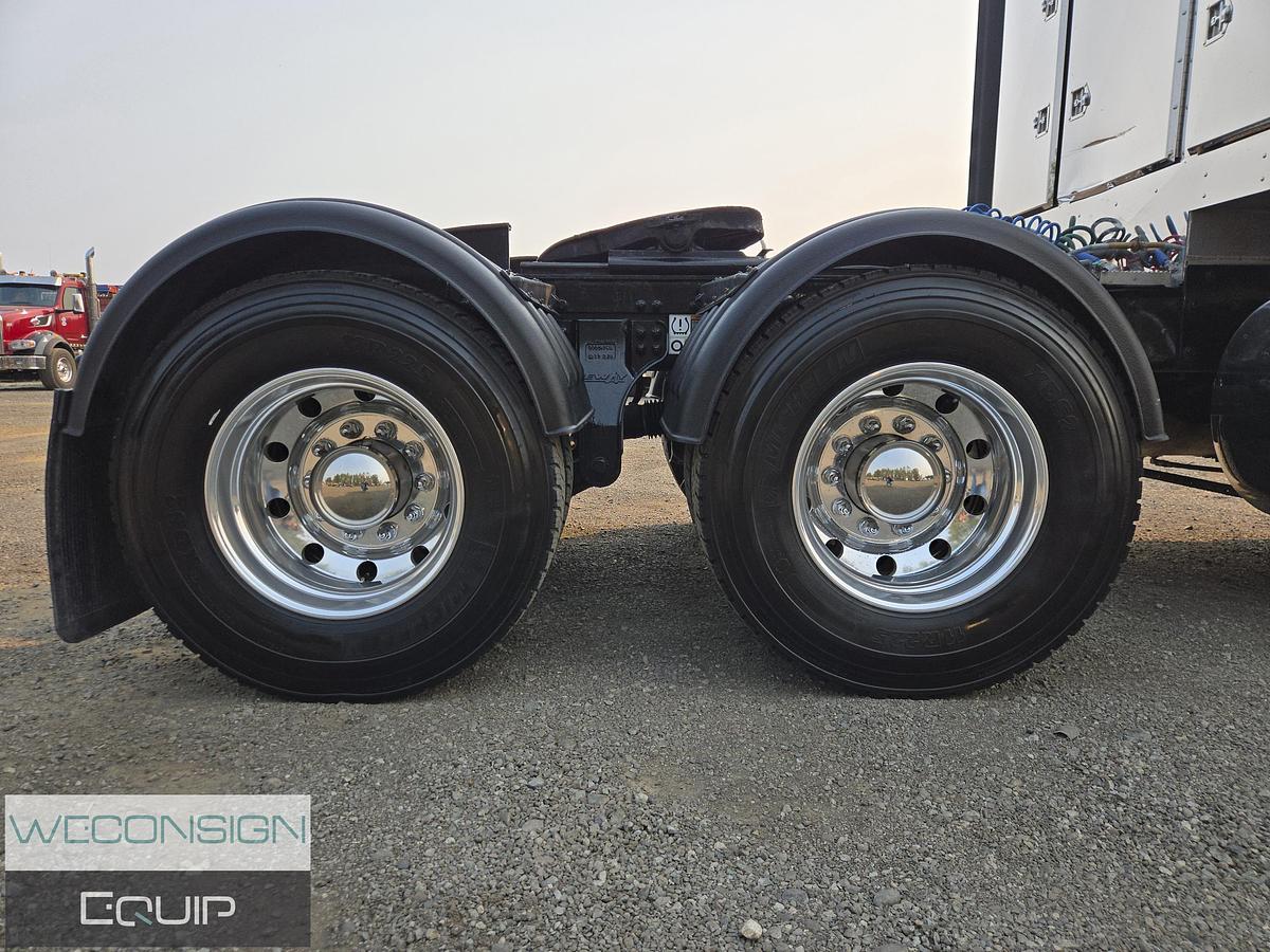 Used 2024 Kenworth W900L TA Truck Tractor