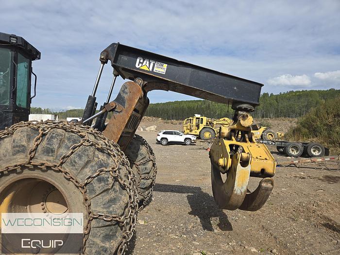 Used 2015 CAT 545D Forestry Skidder