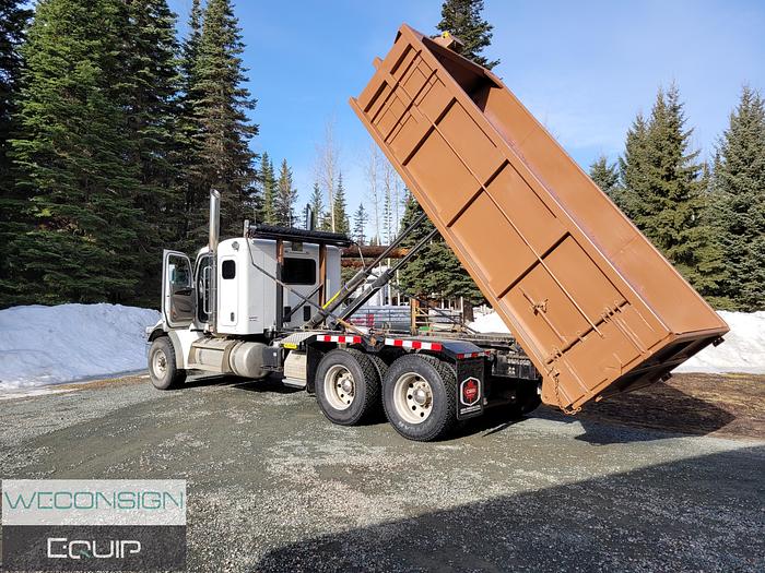 Used 2019 Peterbilt 367 Tandem Roll Off Truck