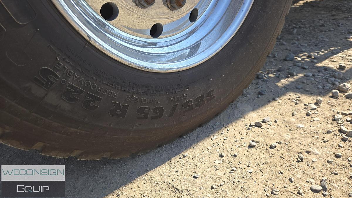 Used 2020 Kenworth T800 Daycab Logging Truck