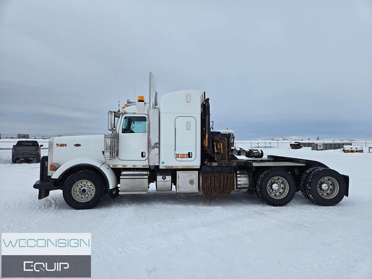 Used 2018 Peterbilt 367 Winch Truck