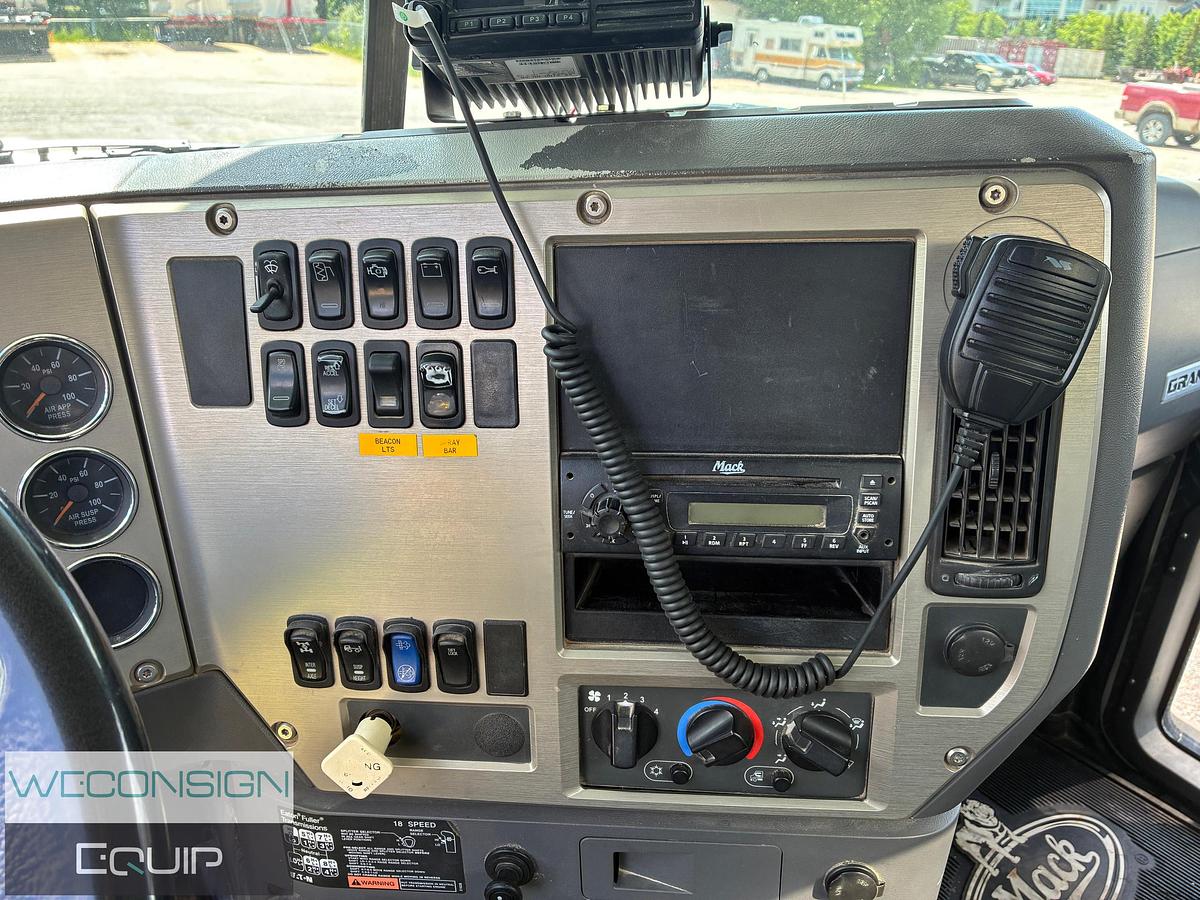 Used 2008 Mack GU713 Water Truck
