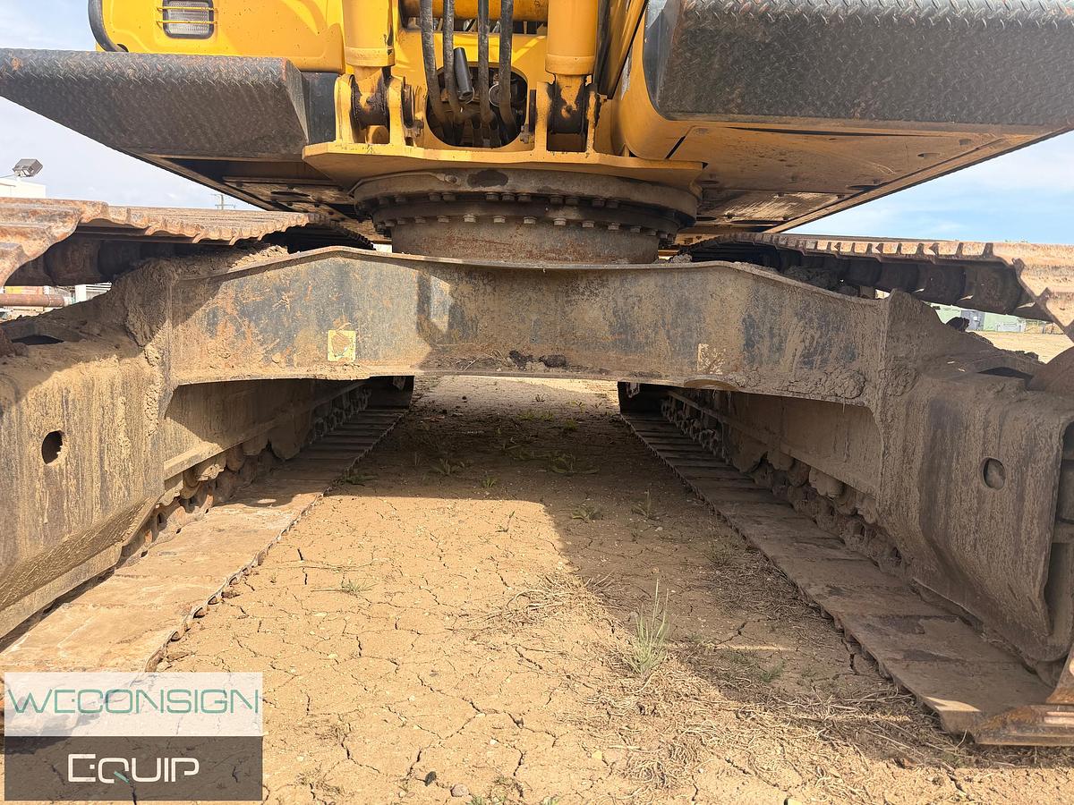 Used Komatsu PC170LC-10 Excavator