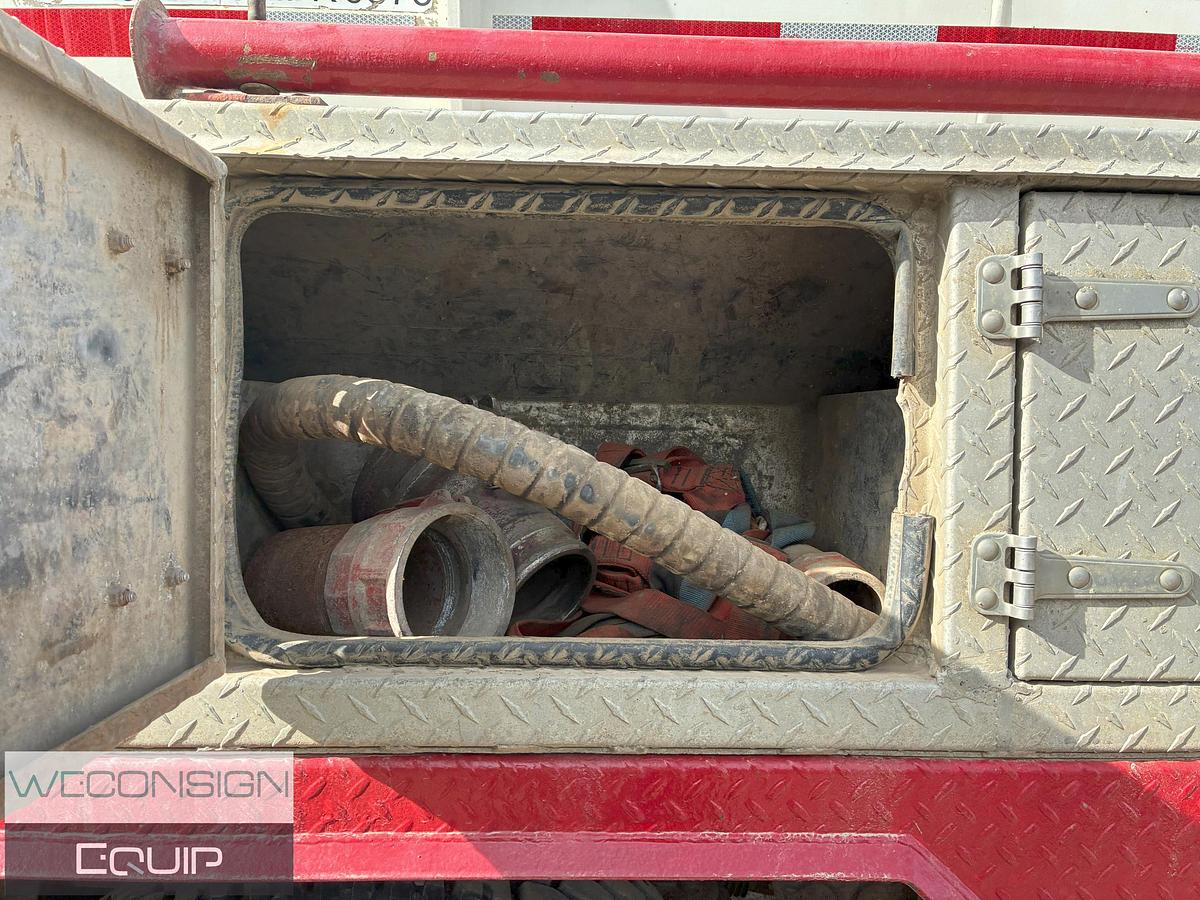 Used 2010 Kenworth T800 Tri Drive Combo Vac