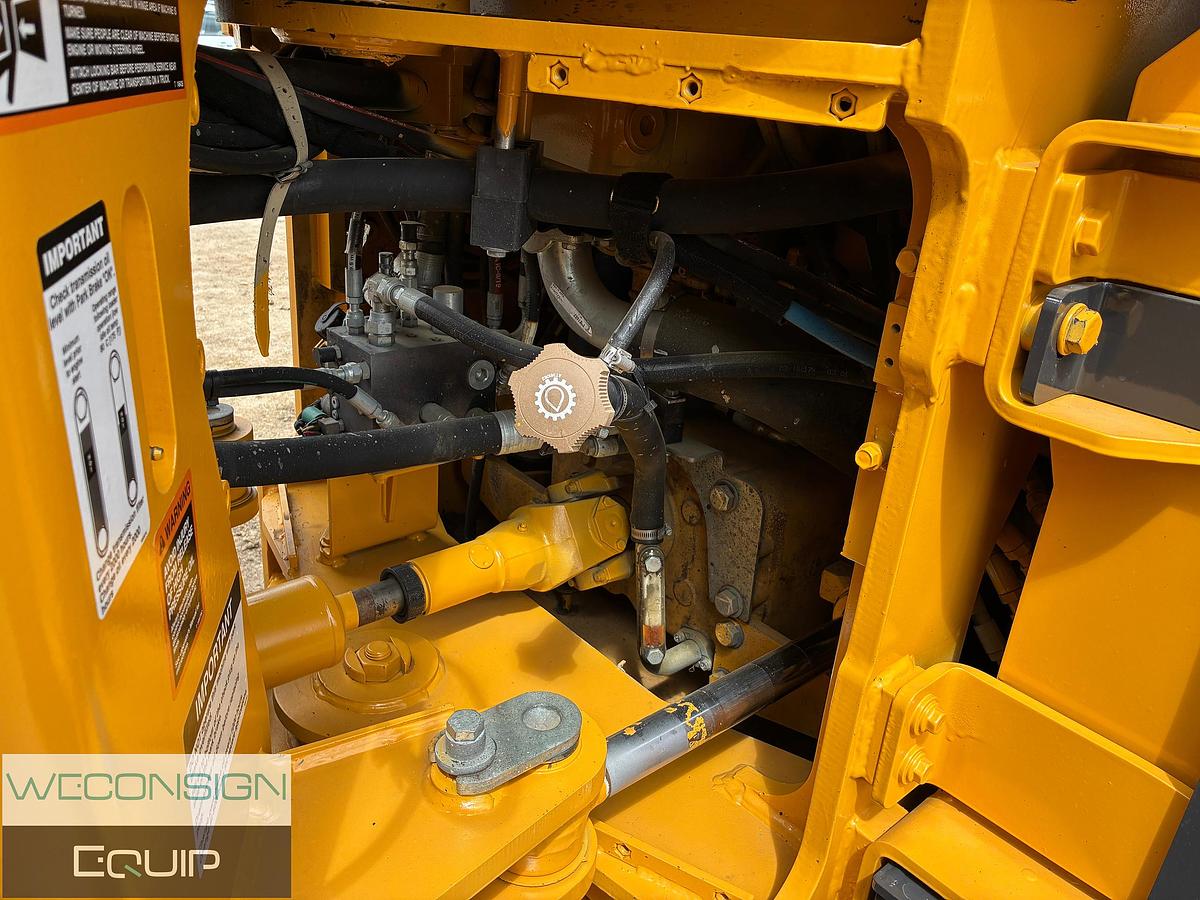 Used 2017 John Deere 724K Loader