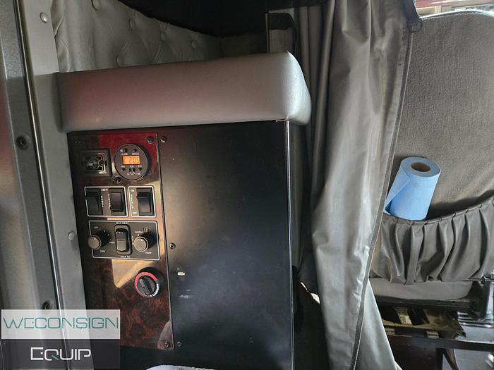 Used 2011 Kenworth W900L