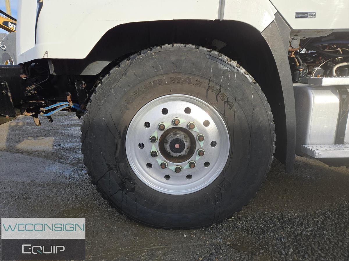 Used 2013 Freightliner 114SD TA Digger Truck