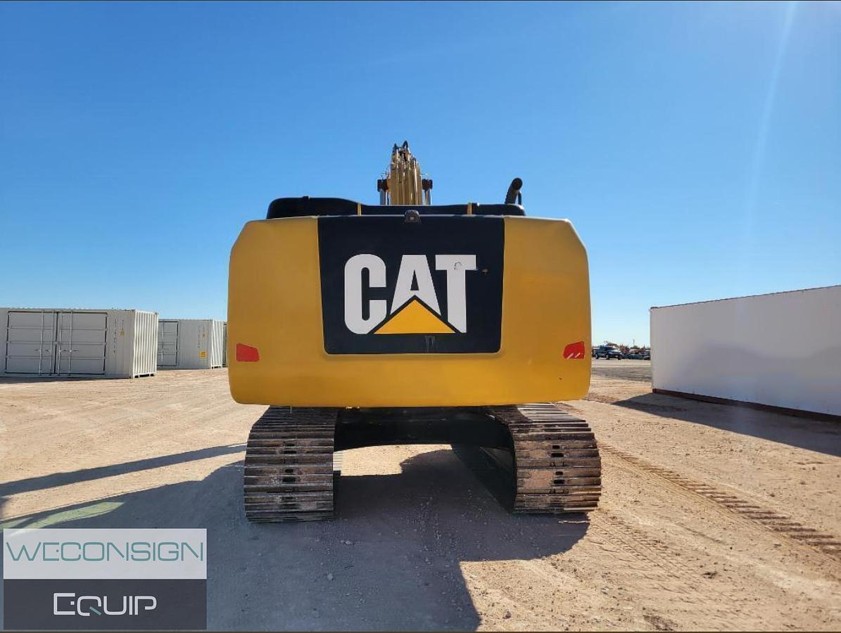Used 2017 CAT 320E