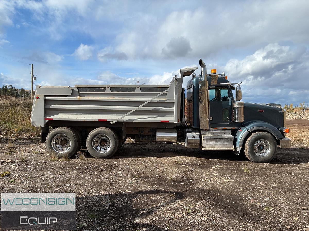 Used 2013 Peterbilt 367 Dump Truck