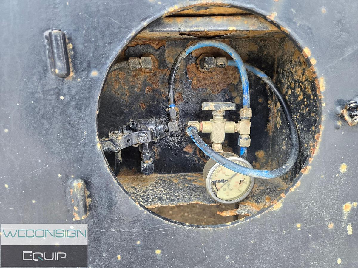 Used 2003 Knight 40T Scissorneck Lowbed