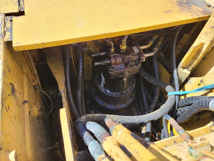 Used 1997 John Deere 200LC  Excavator