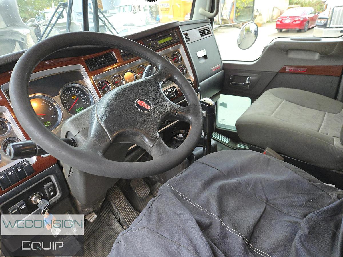 Used 2008 Kenworth T800 Tri Drive Stone Slinger