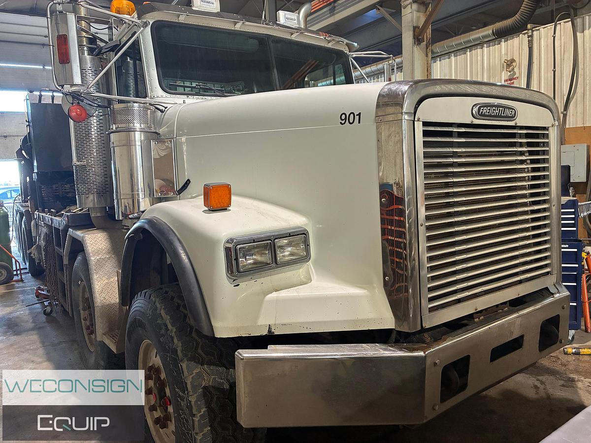 Used 2007 Freightliner FLD120SD 35 Ton Knuckle Boom Truck