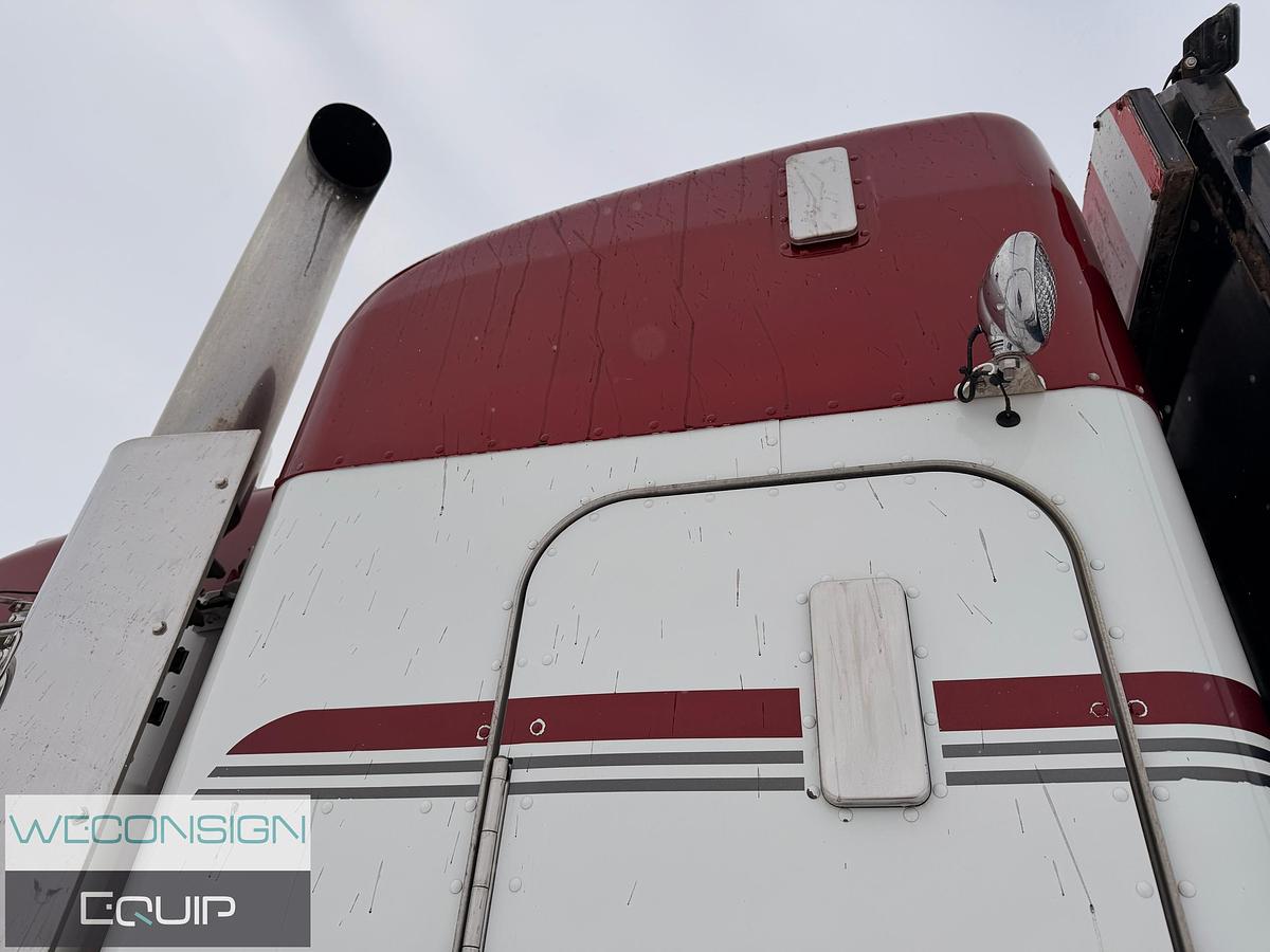 Used 2015 Peterbilt 367 Tri Drive Winch Truck