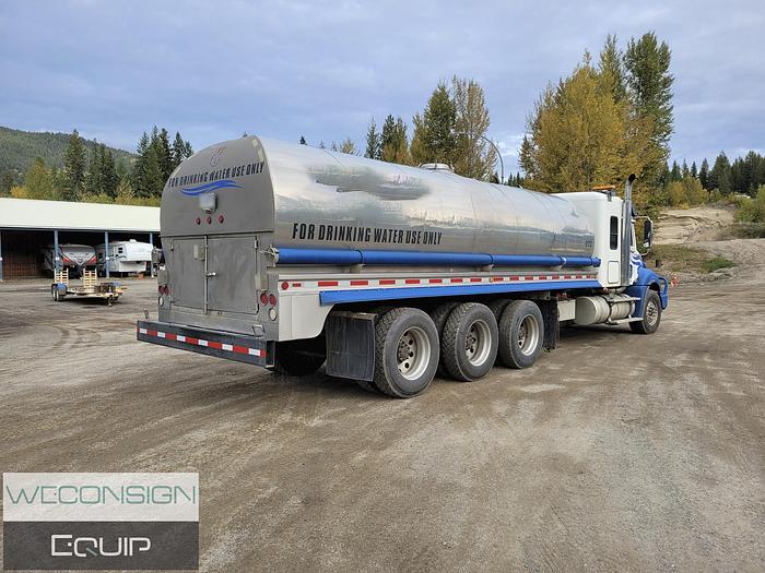 Used 2007 Freightliner Columbia Water/Tank
