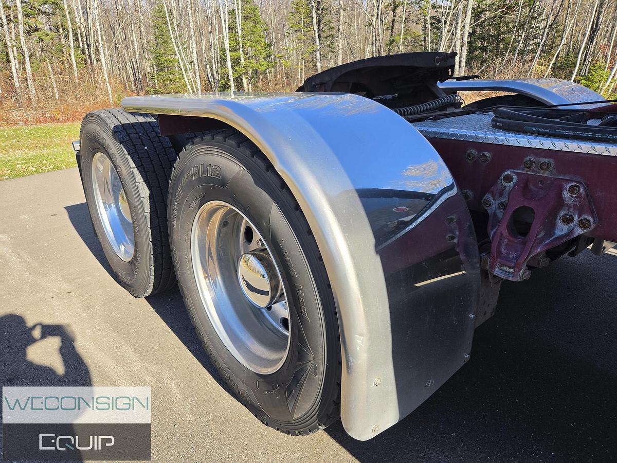 Used 2023 Peterbilt 389 Sleeper Truck Tractor