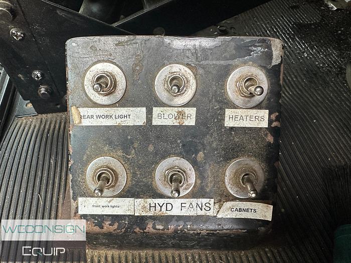 Used 2012 Kenworth T800 DOT Vacuum