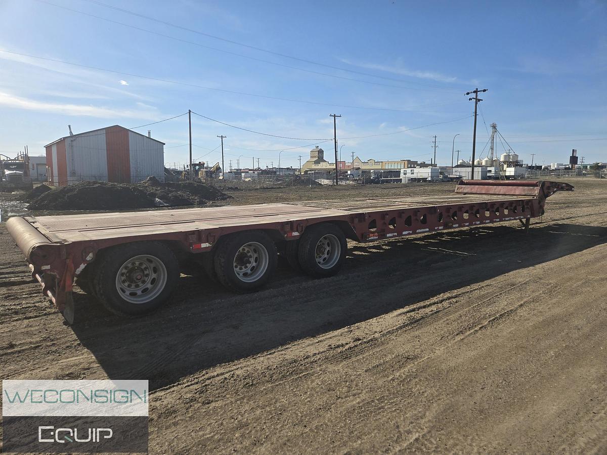 Used 2006 Doepker 40 Ton Scissorneck Trailer