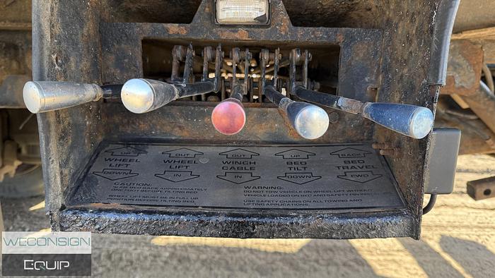 Used 2014 Freightliner M2 Tow Truck