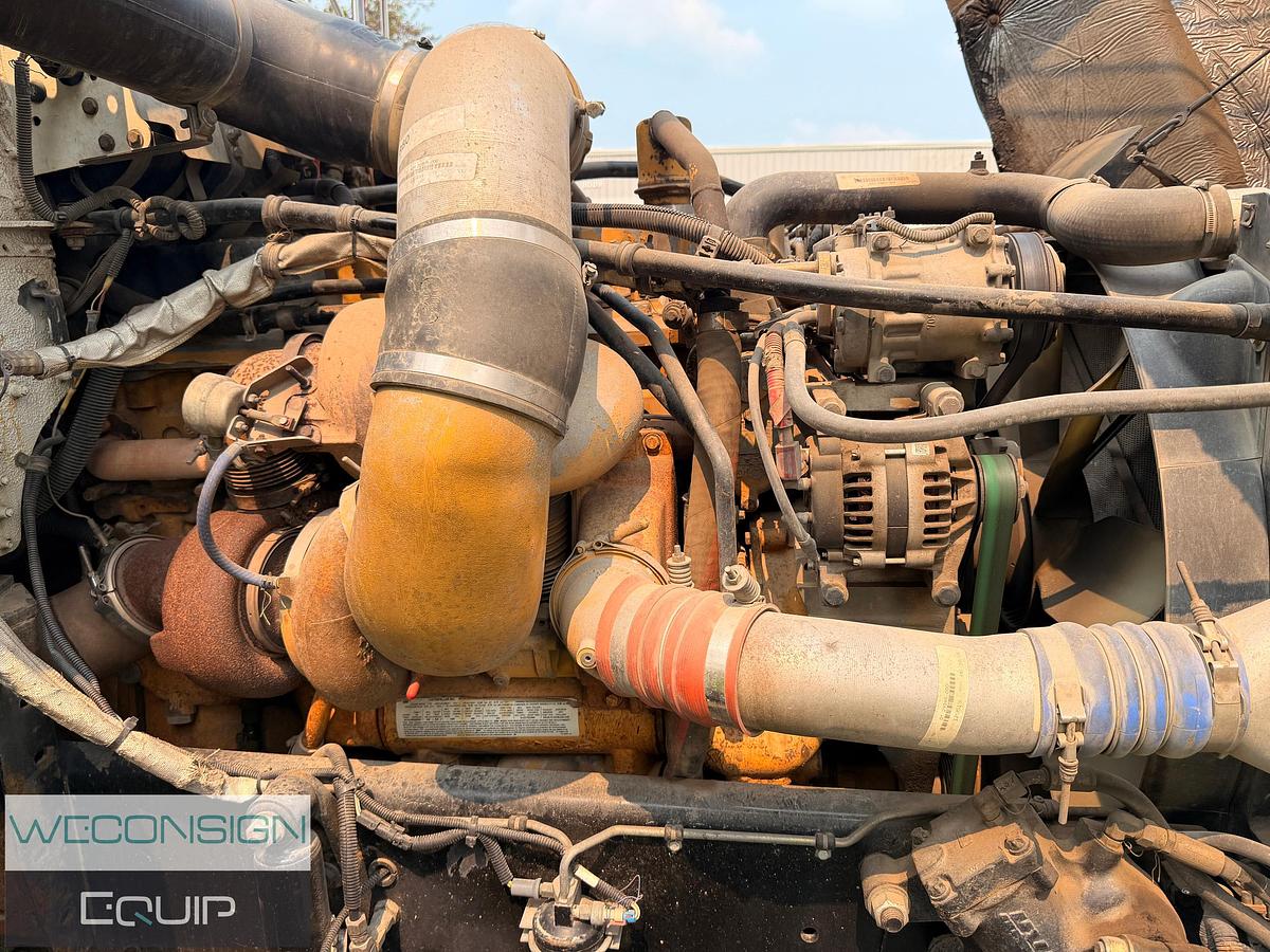 Used 2007 Freightliner FLD120 Snubbing Unit