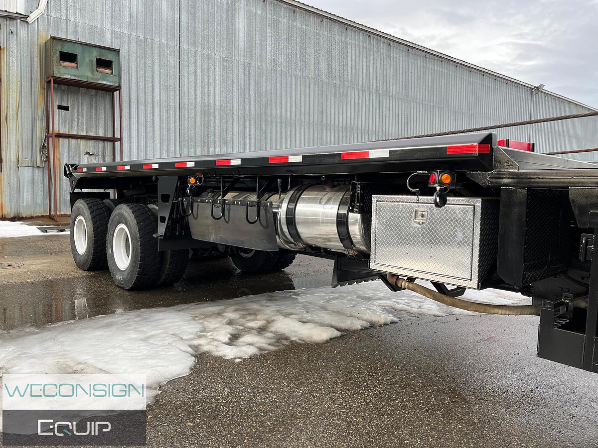 Used 2007 Western Star 6900XD 8x8 Bed Truck