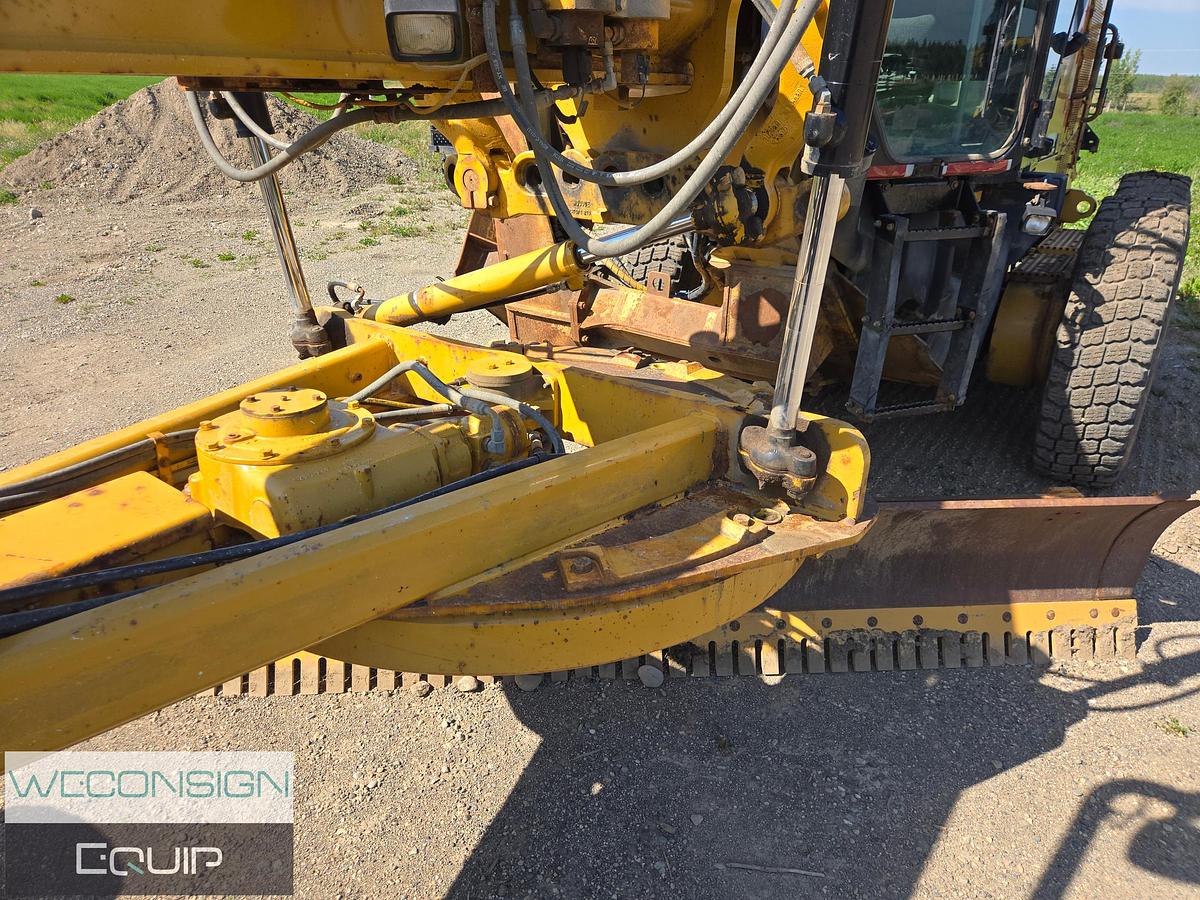 Used 2014 CAT 140M Grader