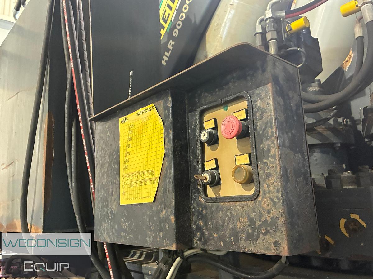 Used 2007 Freightliner FLD120SD 35 Ton Knuckle Boom Truck