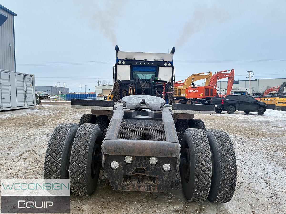 Used 2010 Kenworth T800 Tri Drive Winch Truck