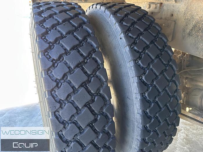 Used 2014 Freightliner Coronado 122SD - #02034