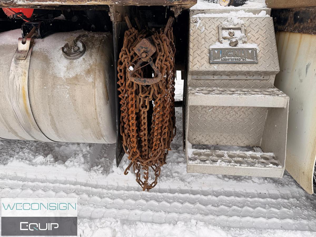 Used 2015 Peterbilt 367 Tri Drive Winch Truck