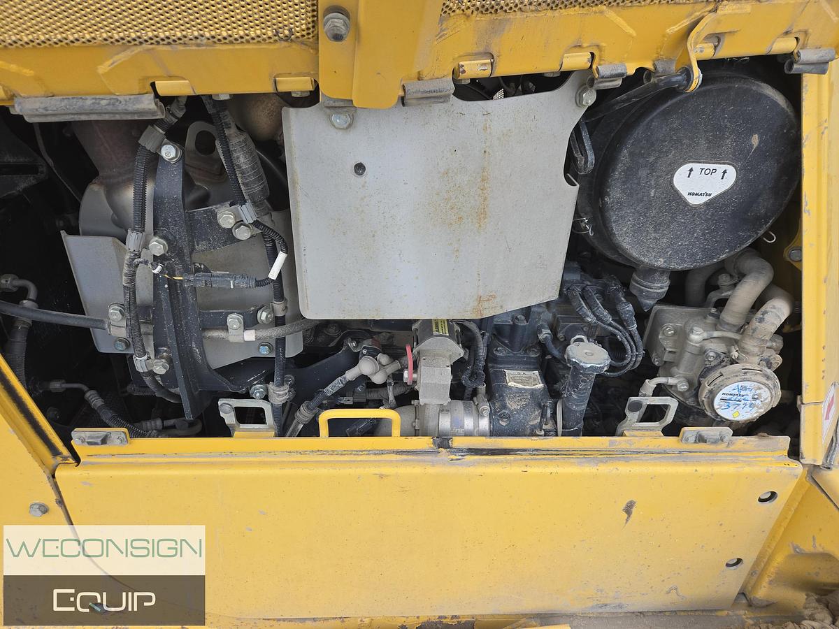Used 2018 Komatsu D65Pxi Crawler Dozer