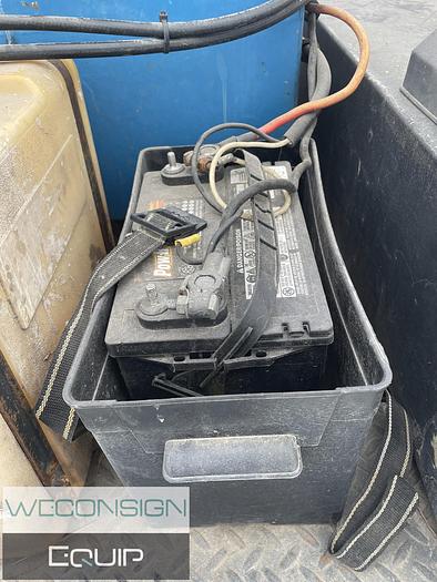 Used 2002 Nissan 2500 – Pavement Marking Vocational Truck